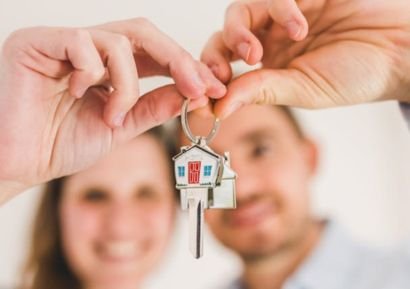 Bienes Raíces y Propiedad